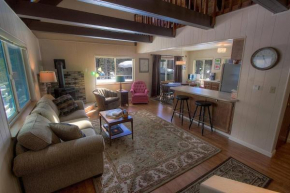 Cozy Cabin home